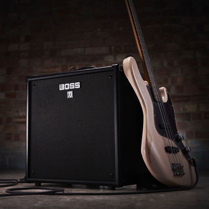 Boss by Roland Boss Katana 110 Bass Verstarker Combo mit Kabel Verstarker, Newsletter anmelden & Vorteile sichern